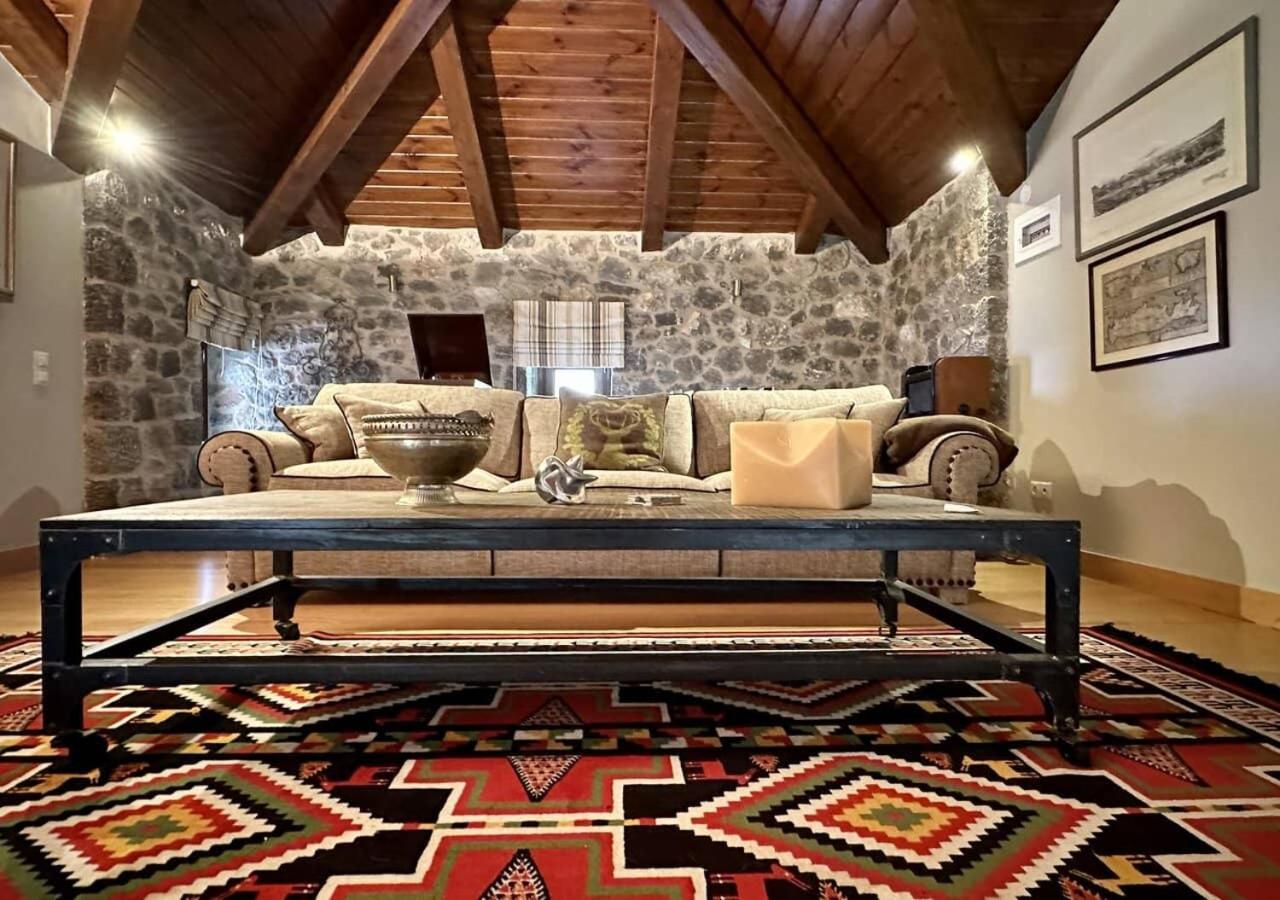 Plethora Arachova Luxury Chalet Εξωτερικό φωτογραφία